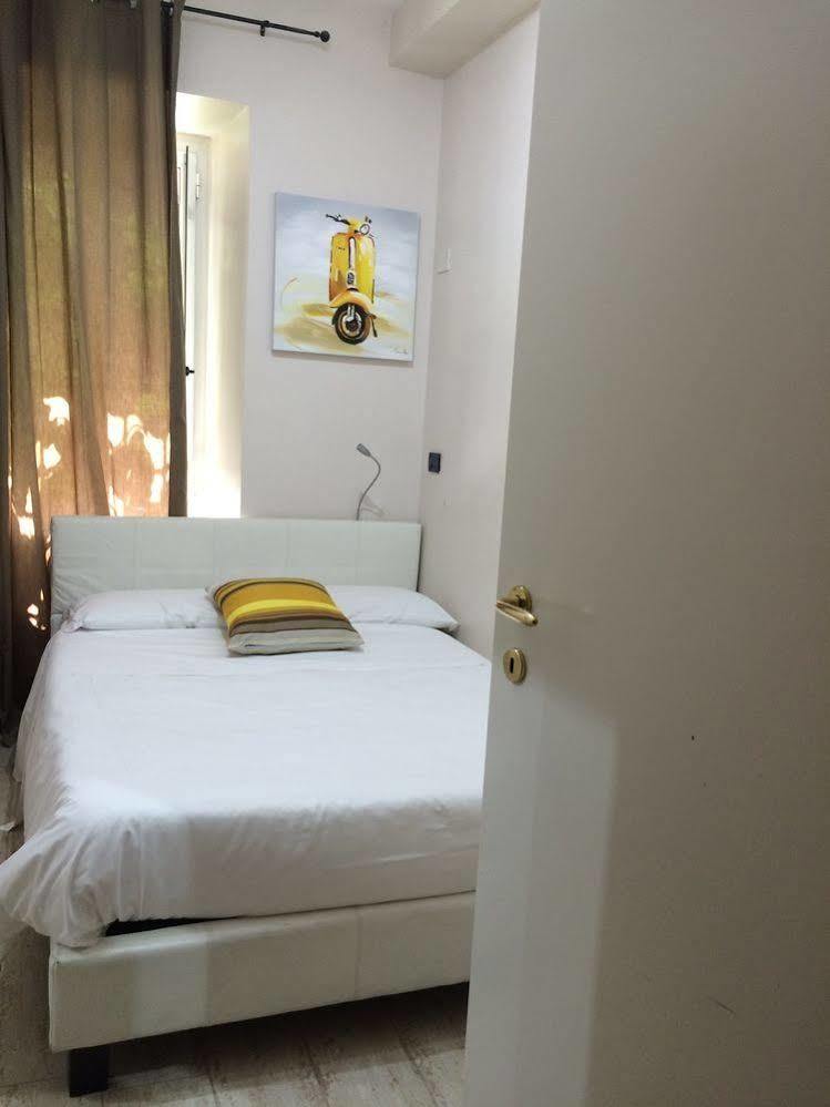 Hotel Domus Tiberina Rome Extérieur photo